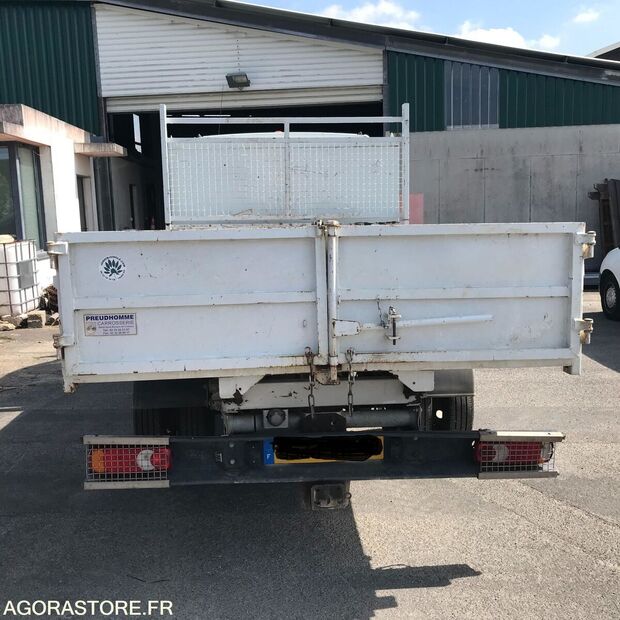 2004 Renault Mascott-40005325