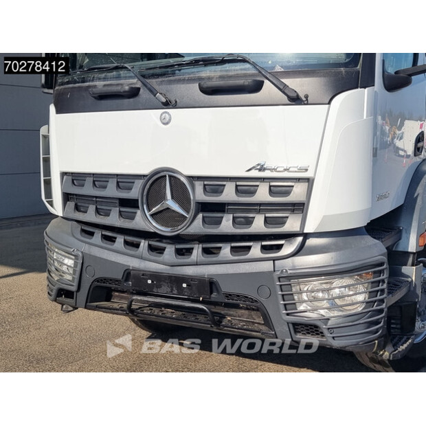 2017 Mercedes-Benz Arocs 1830-40008598