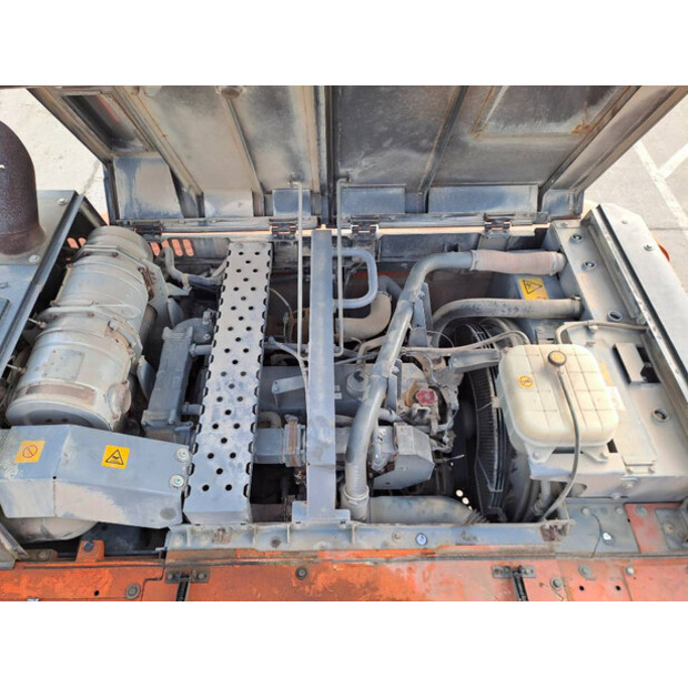 2017 Hitachi ZX350LC-6-40011310