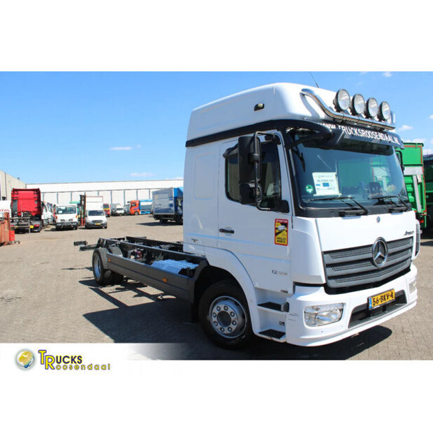 2018 Mercedes-Benz ATEGO 1224-40013367