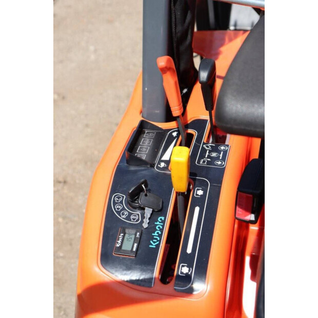 2020 KUBOTA GZD15-II-40015376
