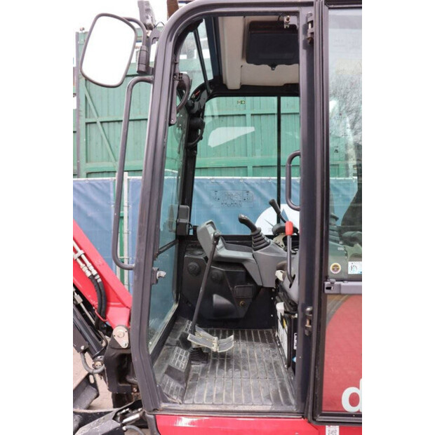 2022 YANMAR SV26-40016035