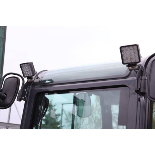 2022 YANMAR SV26-40016085