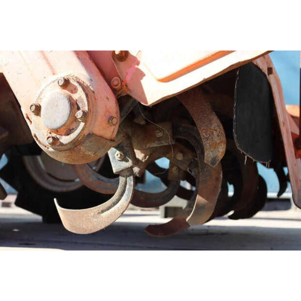 KUBOTA B1500DT-40017300