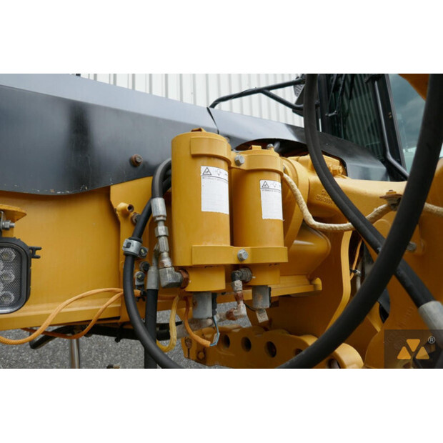 2016 Caterpillar 160M3-40038110
