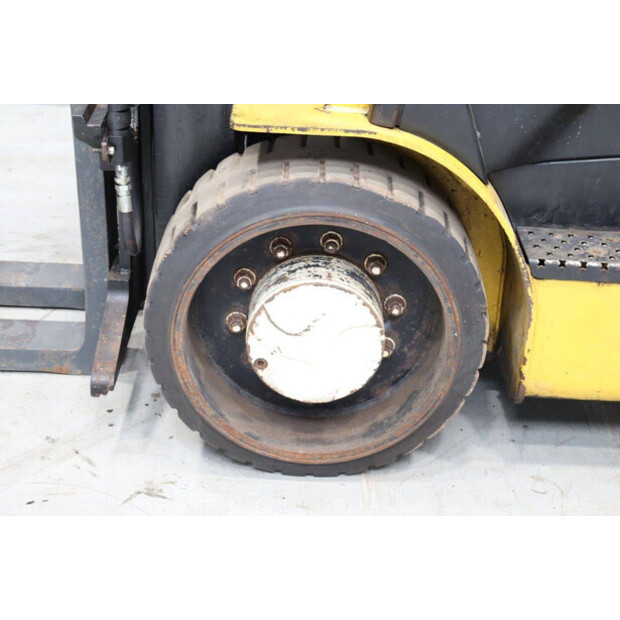 2010 Yale VX70-40040425