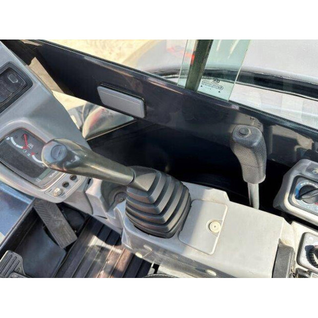 2015 KUBOTA KX155-5-40040623