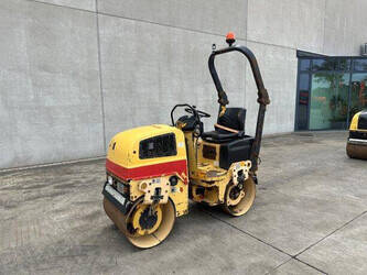 Image de COMPACTEURS 2005 DYNAPAC CC800