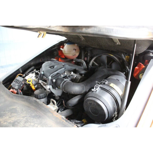 2009 ليندي H16D-40042354