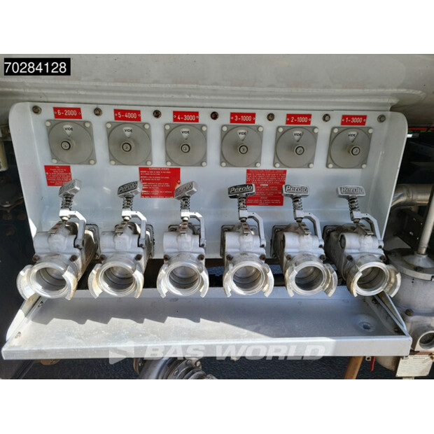2013 Renault Premium 380-40071589