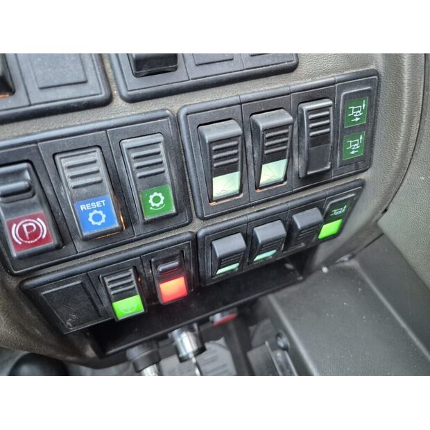 2014 Manitou MRT 1850-40075413