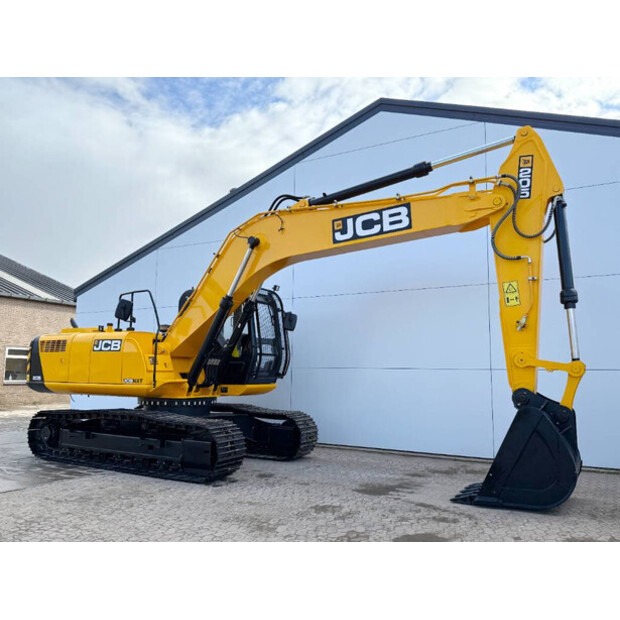 2025 JCB 205-40086880