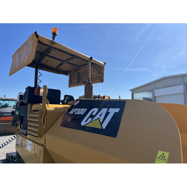 2012 Caterpillar AP300-40118613