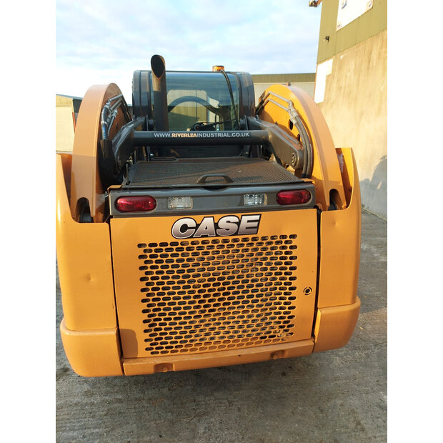 2014 CASE SV300-40120231