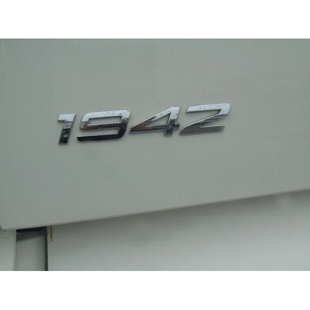 2016 Mercedes-Benz Actros 1842-40120849