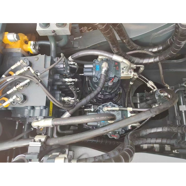 2025 Hyundai R505LVS-40122094