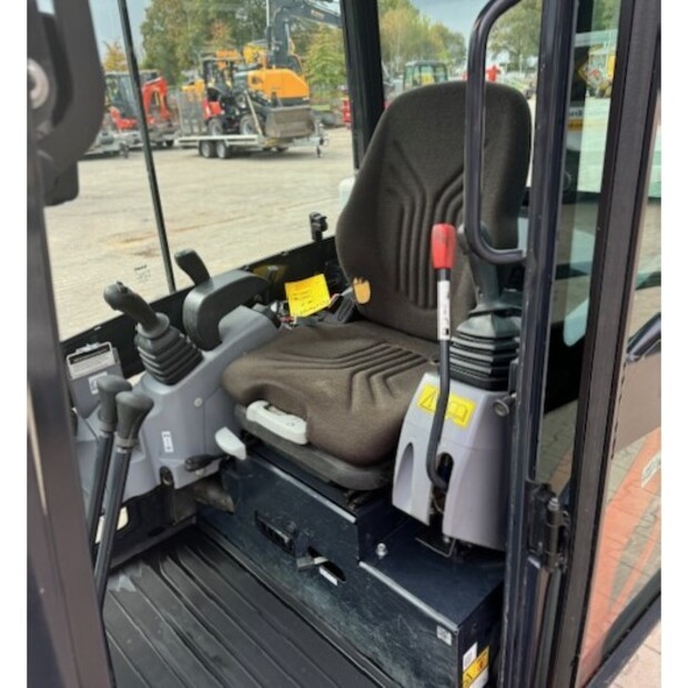 KUBOTA KX019-4-40126000