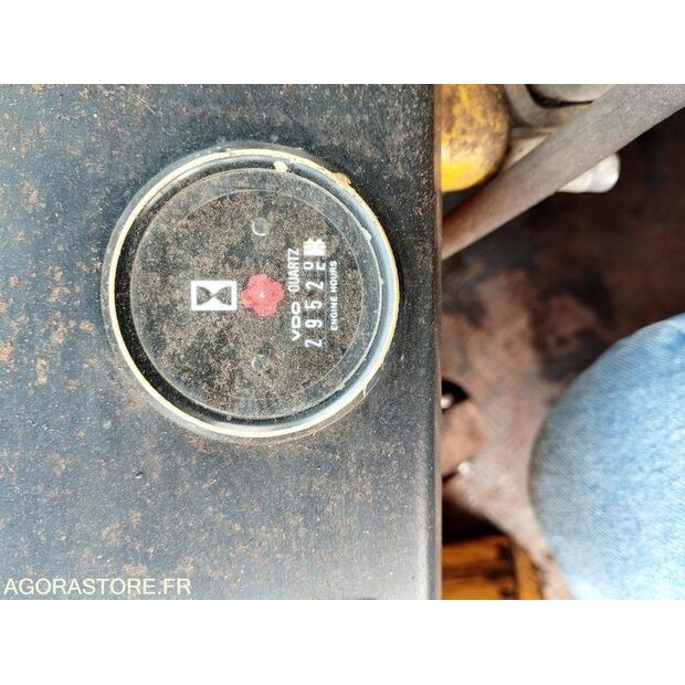 1993 فولفو L70-40135589