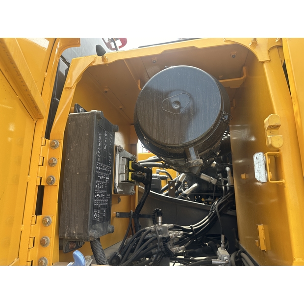2022 فولفو EC250DL-40135696