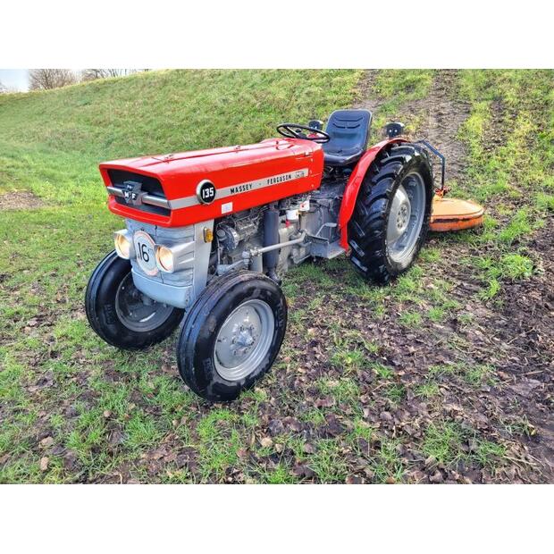 Massey Ferguson 135 smalspoor-40136218