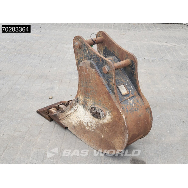 2017 دووسان DX85R-3-40136825