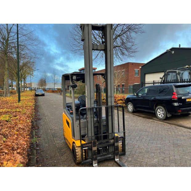 2019 Jungheinrich EFG218K-40139388