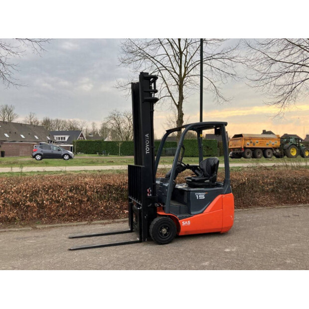 2017 تويوتا 8FBE15T-40140261