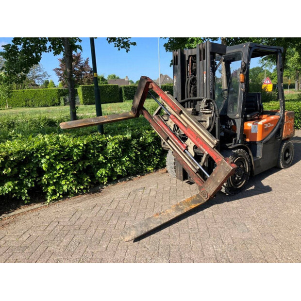 2020 دووسان D30GP-40140904