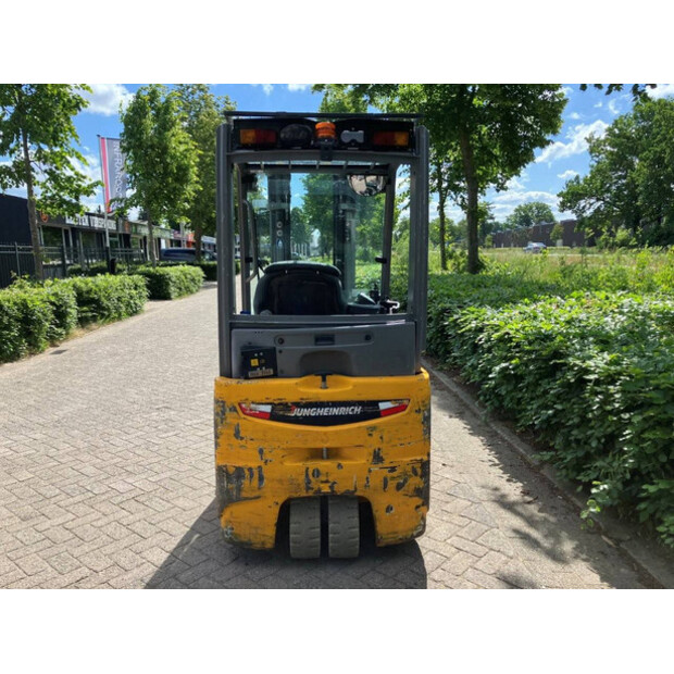 2018 Jungheinrich EFG215-40141404
