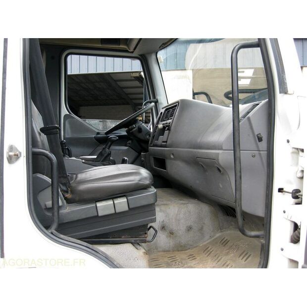 2003 رينو Midlum-40158192