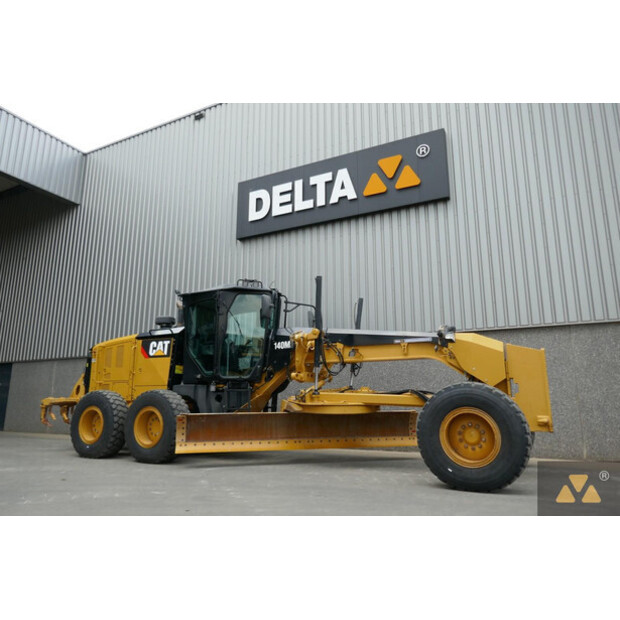 2016 Caterpillar 140M3-40158992