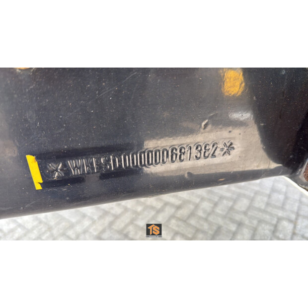2016 Krone Cool Liner-40160041