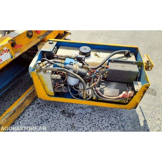 1998 جيني GS1930-40178803