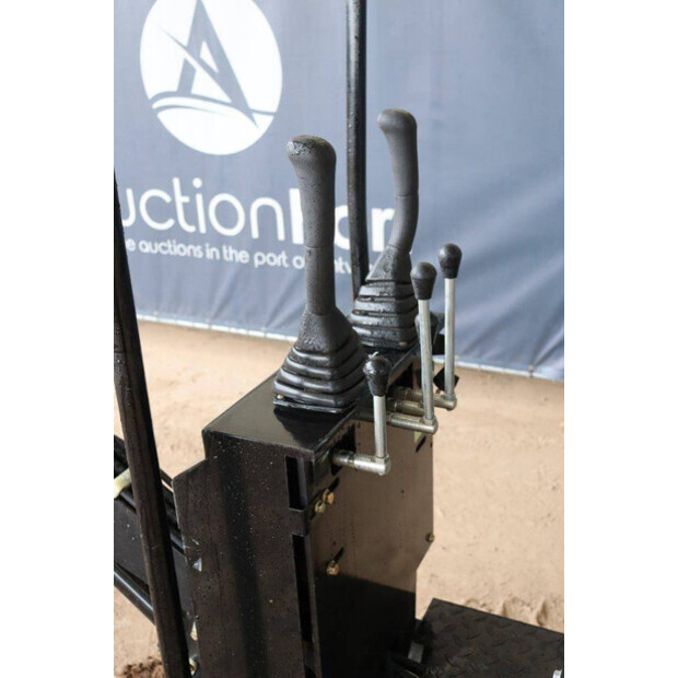 2024 AGT Industrial Q32JR-40183717