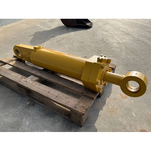 2025 كاتربيلر D8-40184265