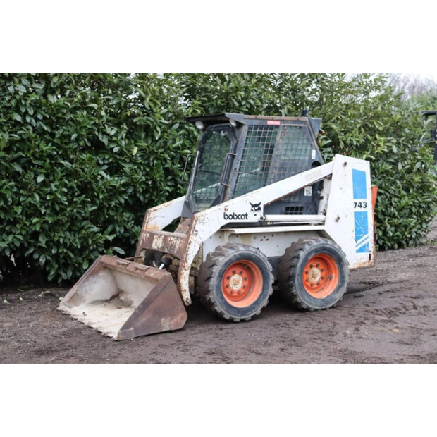 BOBCAT 743-40184972