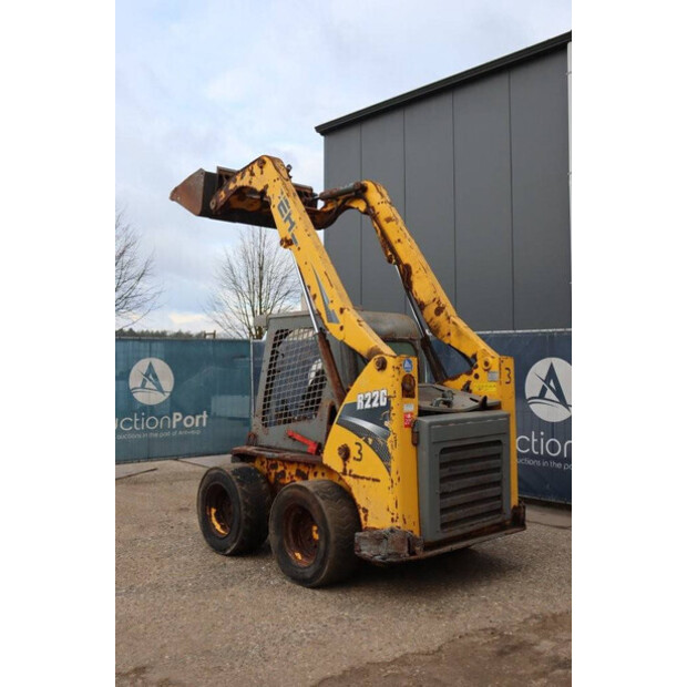 Gehl R220-40185907