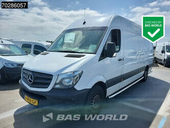 صورة ل المركبات التجارية 2017 مرسيدس بنز Sprinter 311 CDI