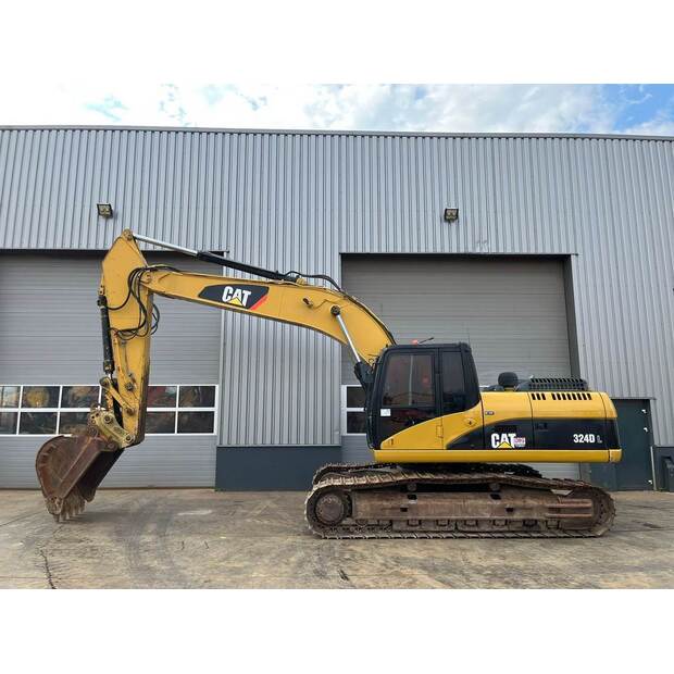2009 Caterpillar 324DL-40211824