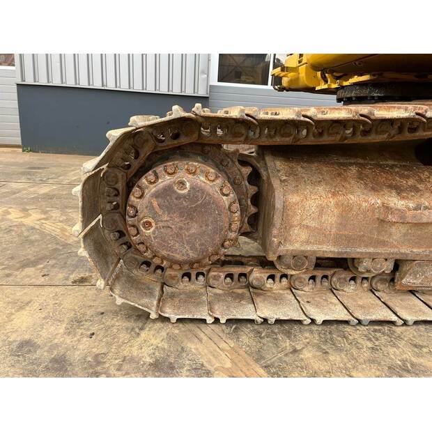 2009 Caterpillar 324DL-40211848