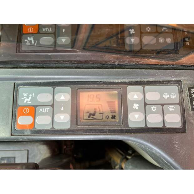 2009 Caterpillar 324DL-40211878
