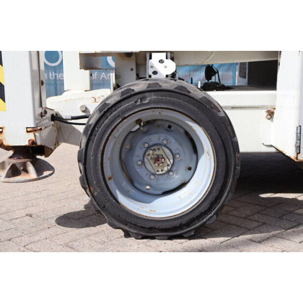 2012 Genie GS-2669RT-40227460