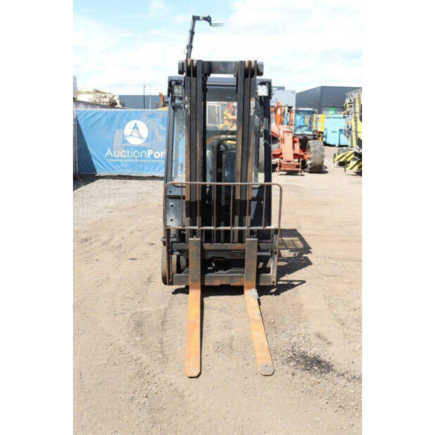 2011 Doosan B15T-5-40230675