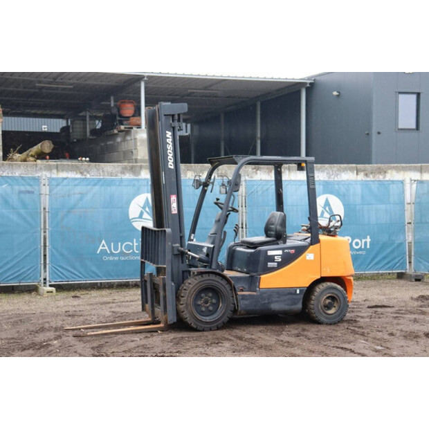 2008 Doosan G35C-40231109