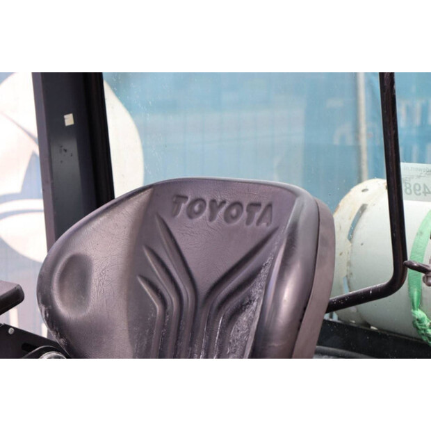 2008 Toyota 02-8FGF30-40231552