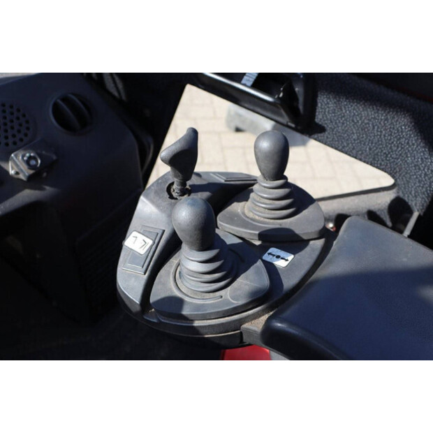 2004 Linde H25T-40231849