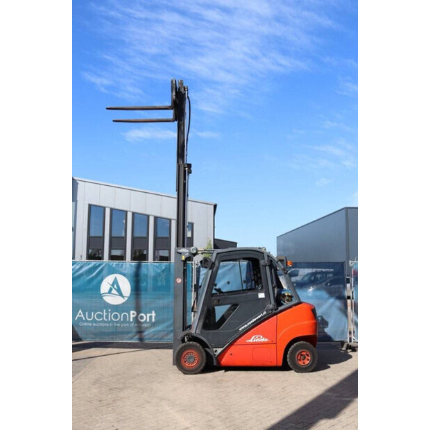 2004 Linde H25T-40231854