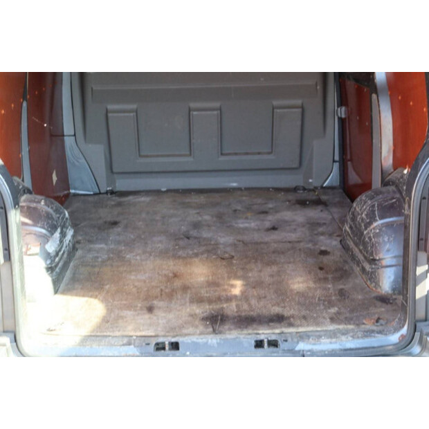 2020 Volkswagen Transporter-40231947