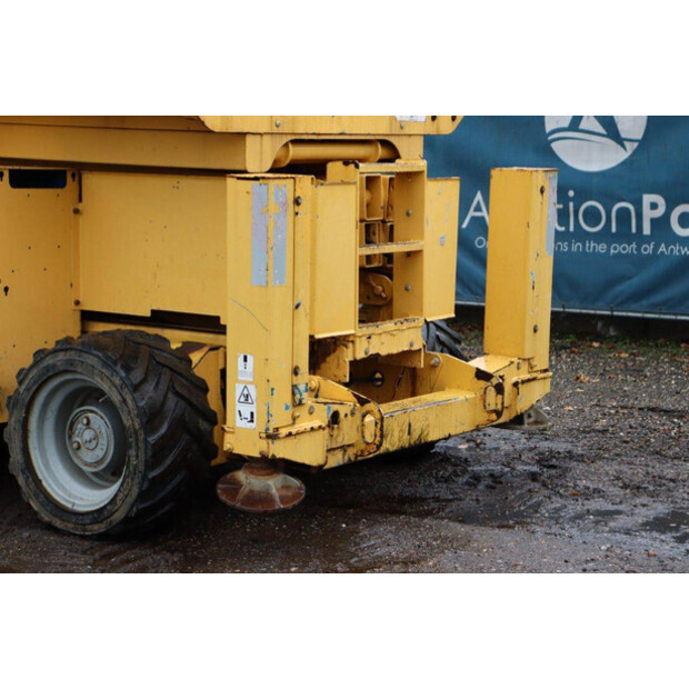 2013 Genie GS-2669-40232002