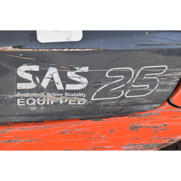 2011 Toyota 42-7FGF25-40232152